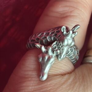 Sterling giraffe Ring  size (7)